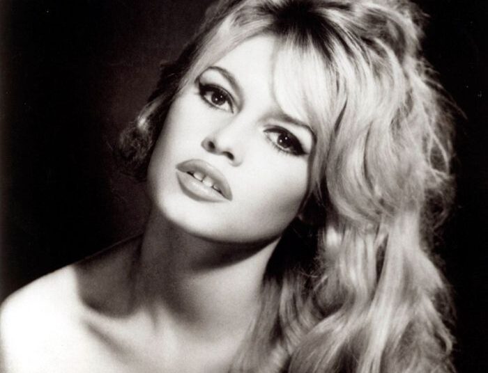 The 16 Ultimate Beauty Icons We Still Can't Stop Staring At | Marie ...